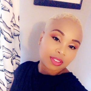 Meet your Posher, Julieann